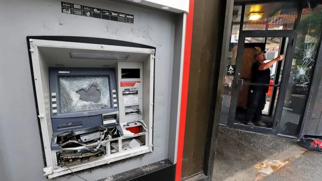 Maffia terrort hoz a német ATM-ekhez: robbanások sokkolják a lakosságot