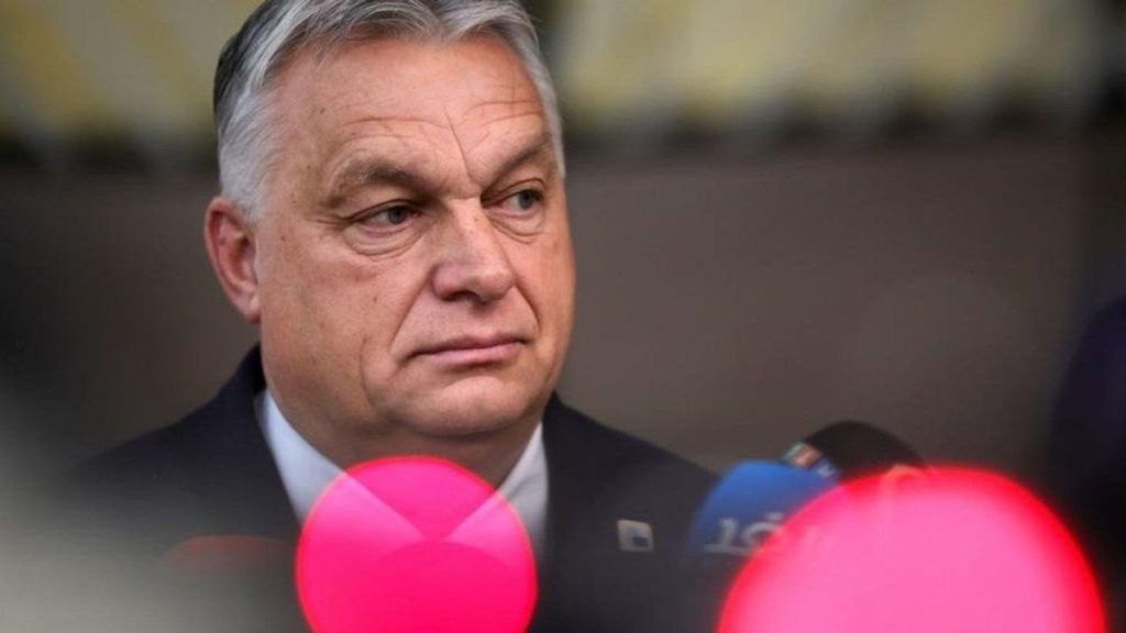 Az elhallgatás árnyékában: Orbán Viktor és a kommunista kihívás