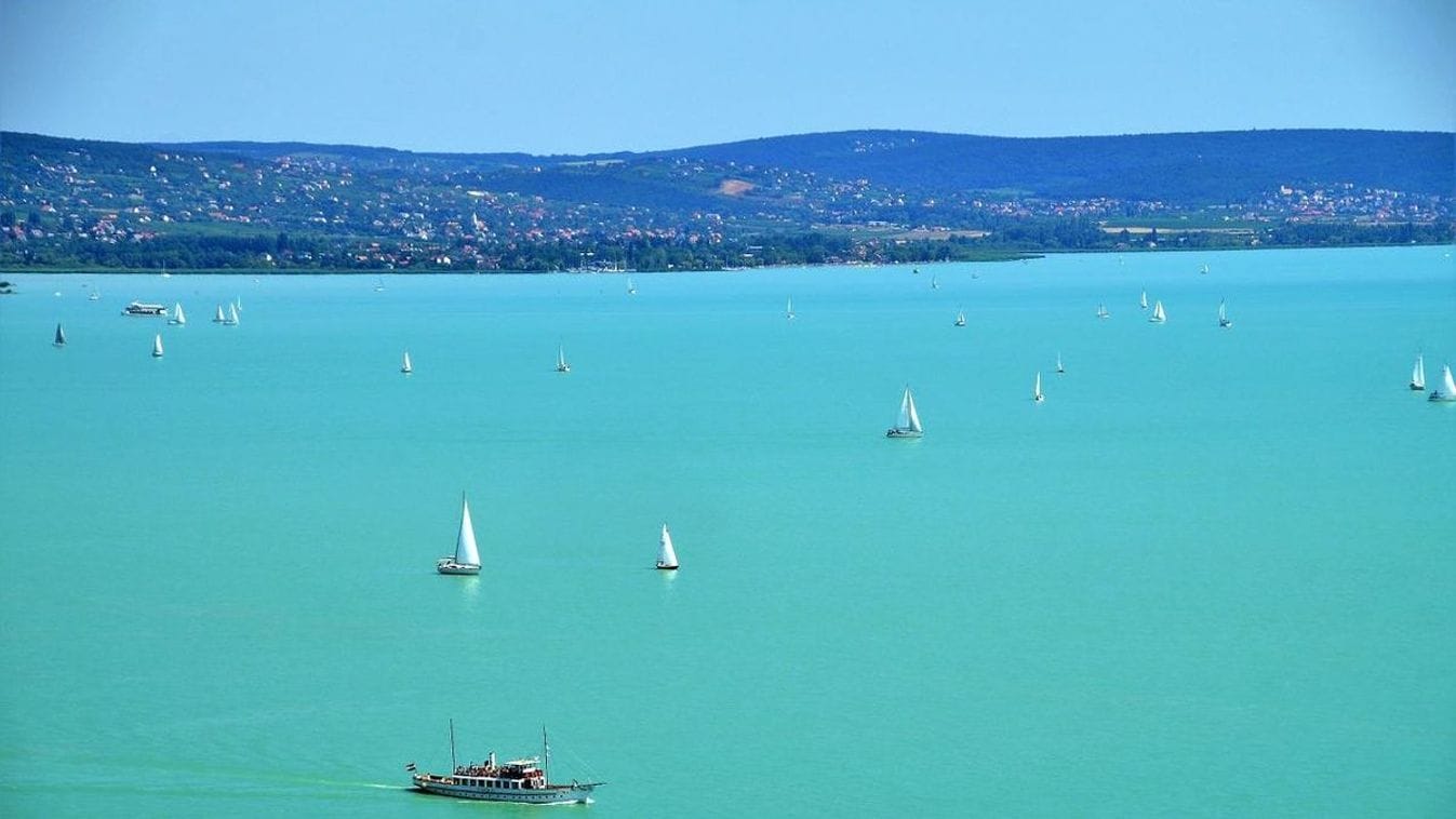 Rekordméretű résztvevői létszám a Balatonon megrendezett legnagyobb pontyfogó horgászversenyen