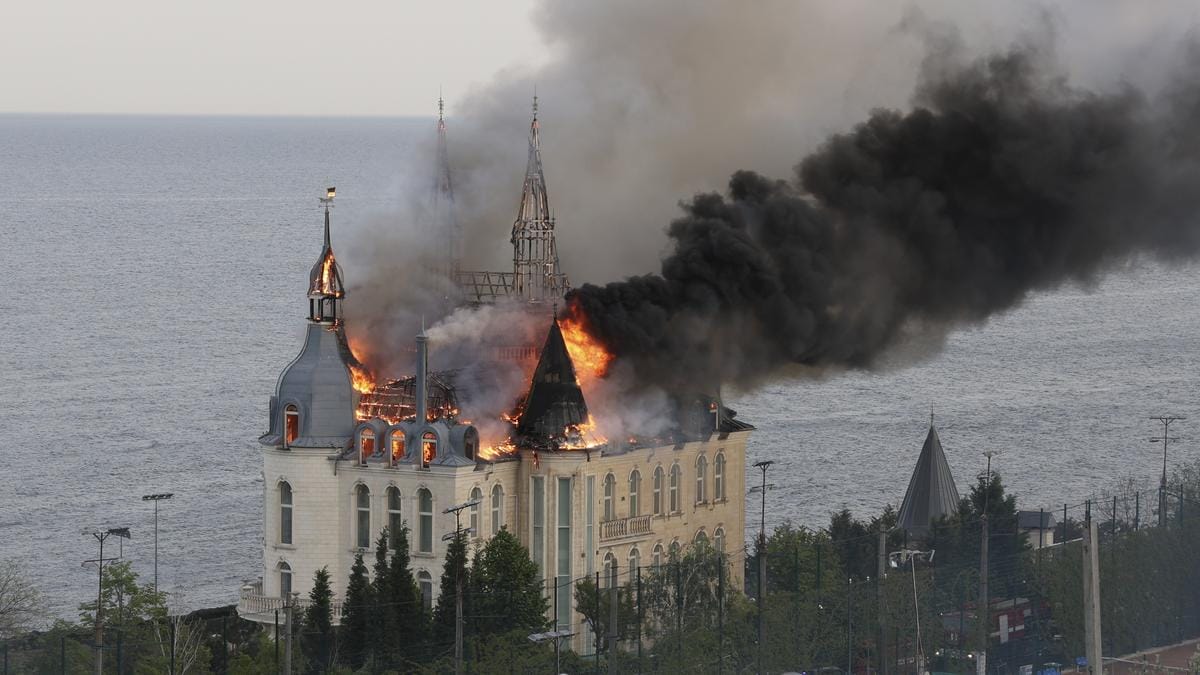 Veszélyben a varázslatos Odesszai Harry Potter-kastély az orosz rakétatámadás után
