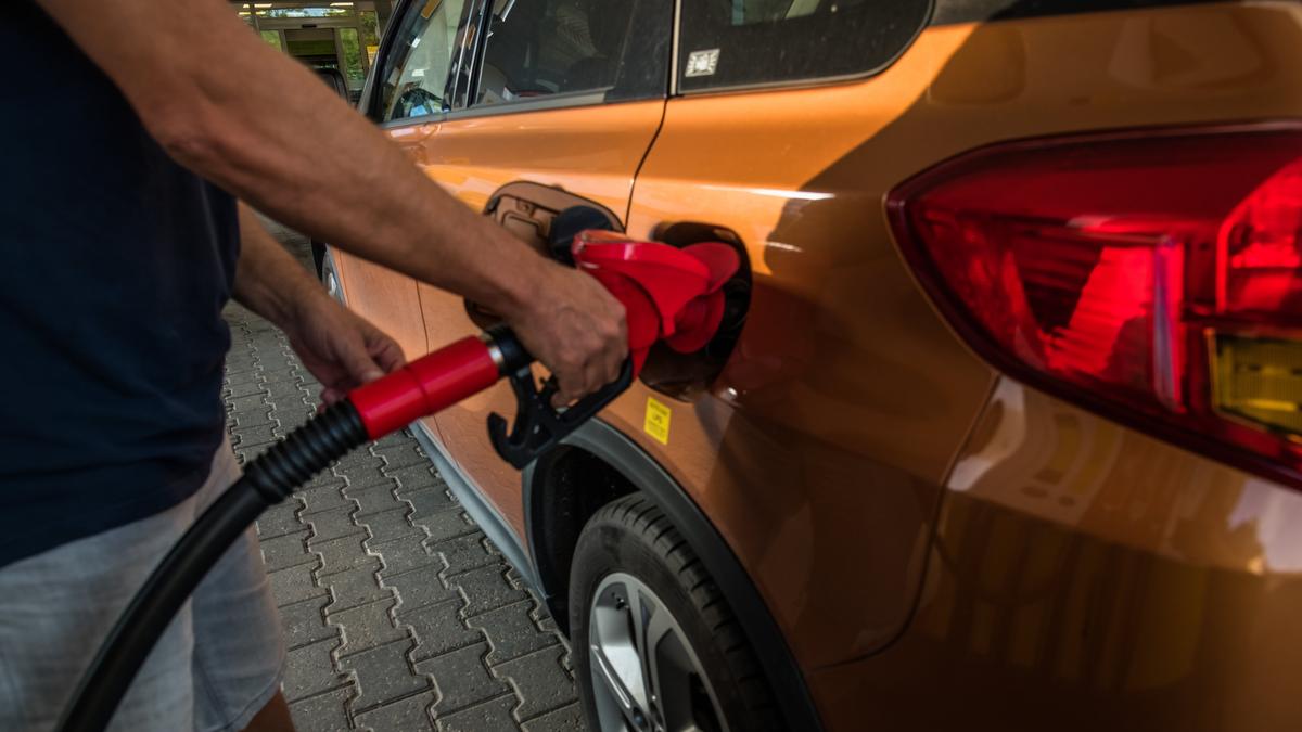 Véget ér a titkolózás: a régiós üzemanyagárak kihirdetése pénteken végleg leleplezi a hazai árakat is
