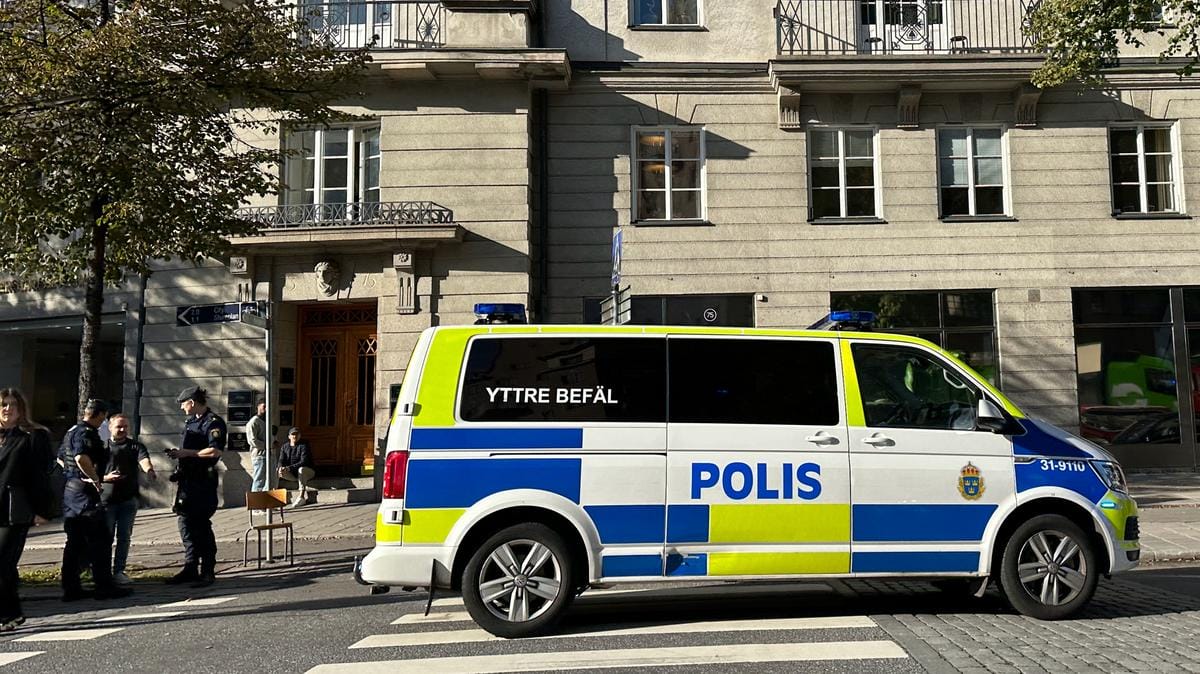 A cím: "Véres öldöklés a svéd határon