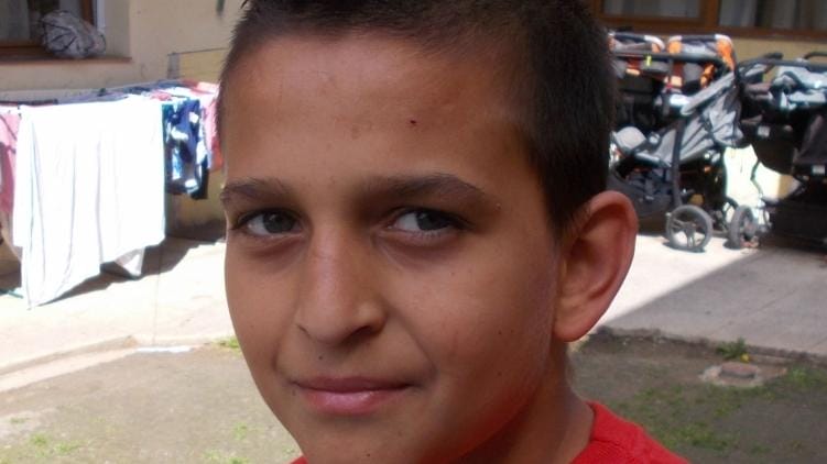 Kérjük segítsen megtalálni Krisztiánt: eltűnt egy 11 éves kisfiú egy héttel ezelőtt Pápán!