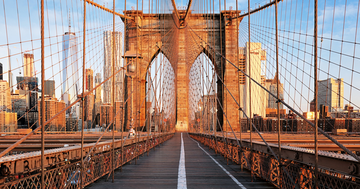 A Híres Csaló: 4160-szor adta el a Brooklyn hidat az elbűvölő szélhámozó