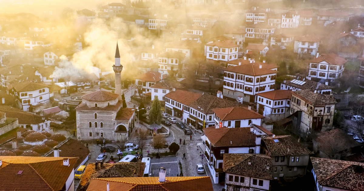 A történelem nyomai: A város, amely megőrizte a török hódoltság idejének hangulatát