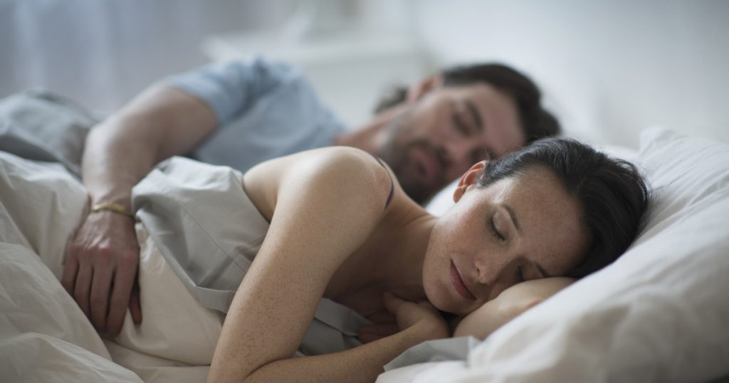 Megdöbbentő eredmények: A jó alvás mennyivel fiatalít meg egy hónap alatt