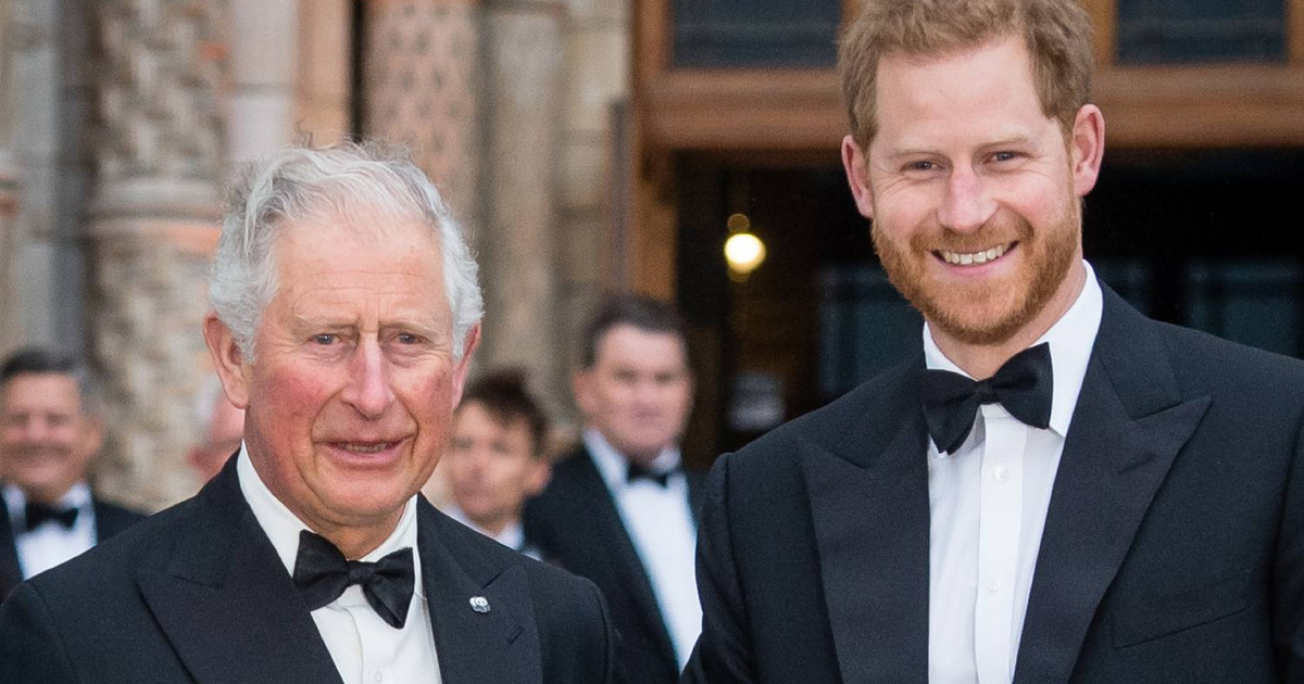 A cím lehetne: "Károly király megható ajánlata, melyet Harry visszautasított: A londoni látogatás részletei