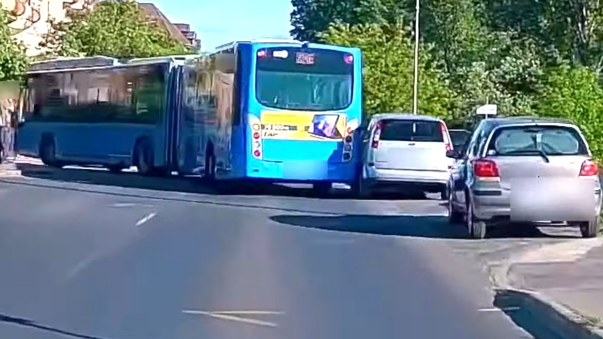 A Busz kaland – Rémtörténet a Parkolóról: Egyedi eset a Soroksári parkolóban felvételen