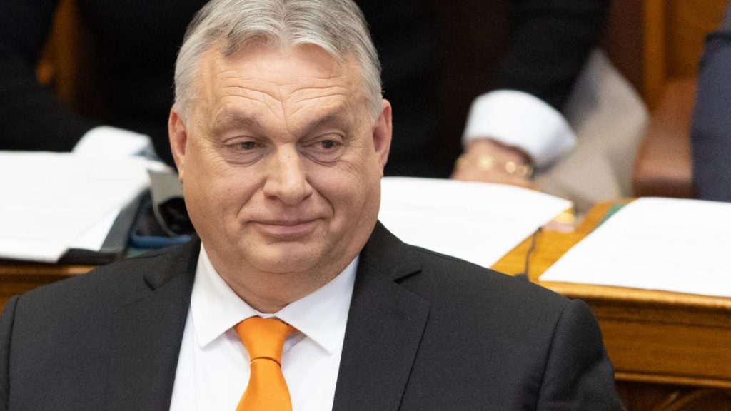 Orbán Viktor családi pillanata: 'Vikikém!' - Édesanyját köszöntözte a miniszterelnök
