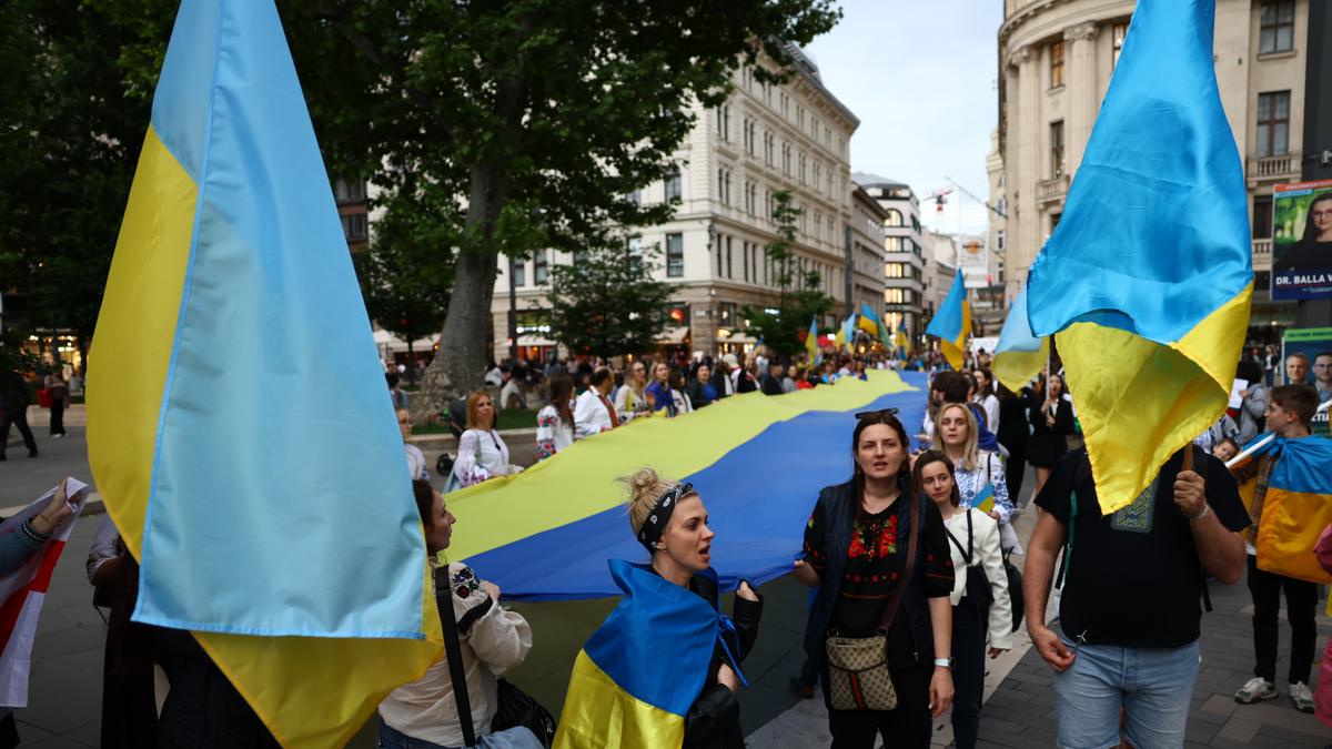 Zászlósok inváziója: Az ukrán zászlók elfoglalták Budapestet – sokkoló fotók