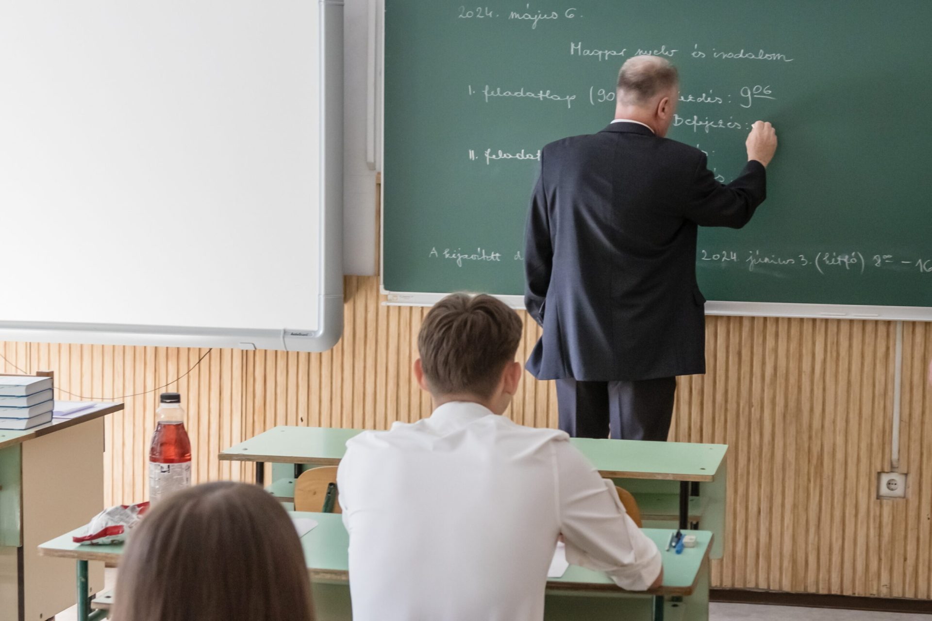 Aggasztó tendencia: Csak 7 százalék a fiatal tanárok aránya Magyarországon