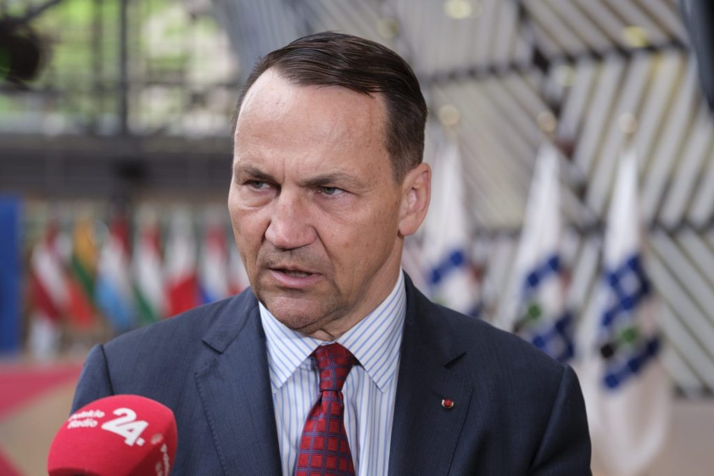Lengyelország fontolgatja Ukrajnába történő katonai beavatkozást - közli a lengyel külügyminiszter