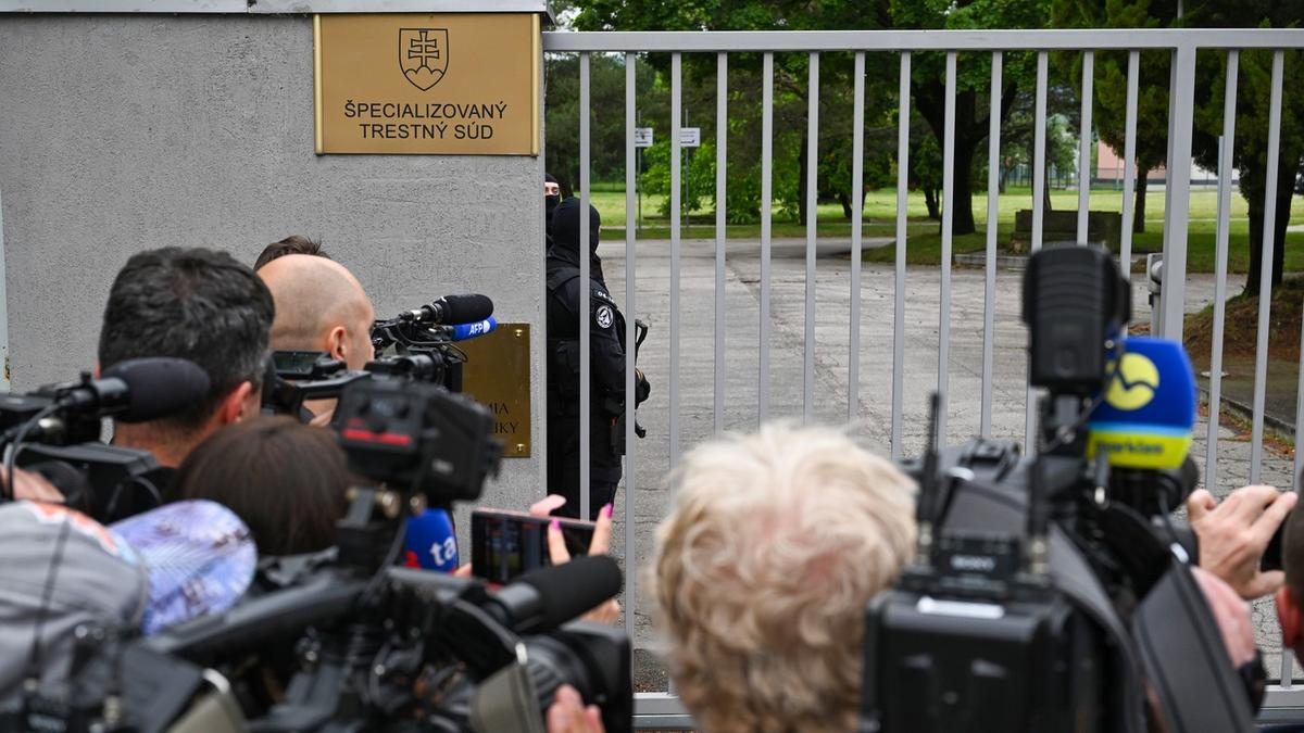 A Bíróság döntése Robert Fico merénylőjéről: Friss információk Szlovákiából