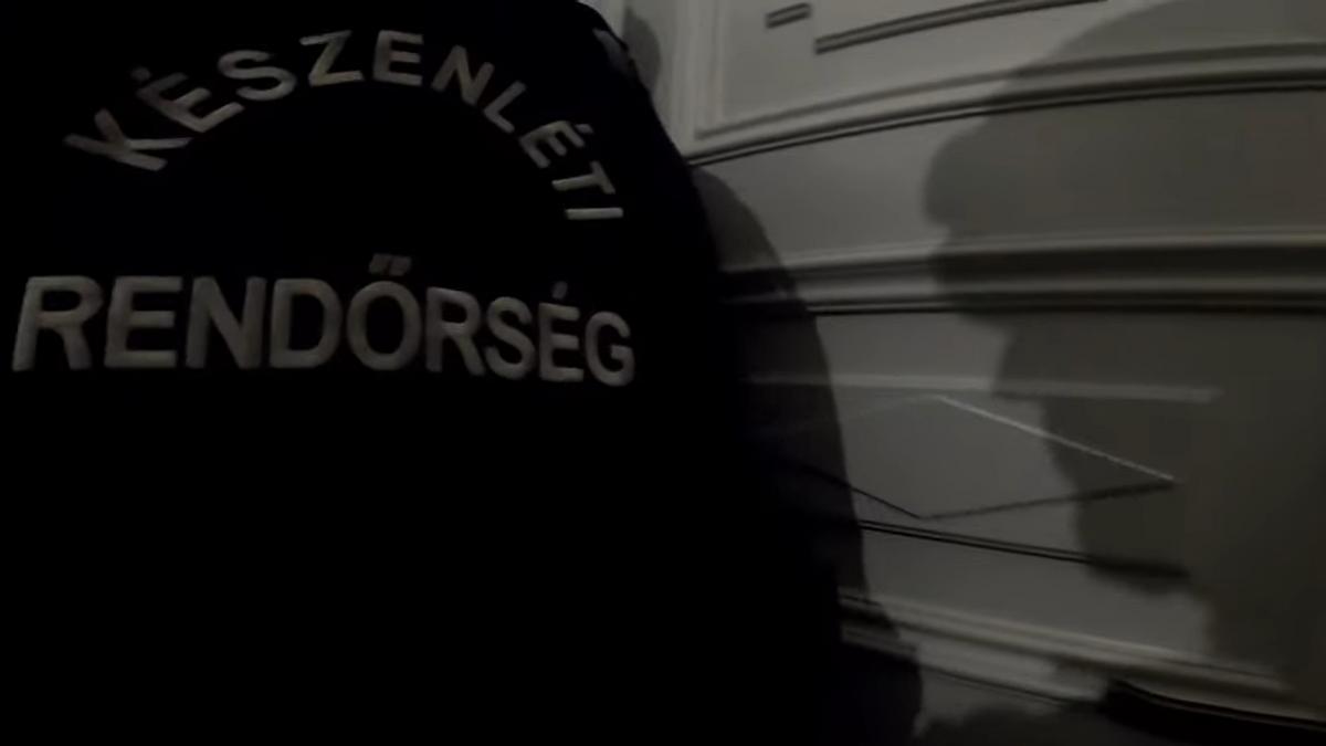 Milliós csalás leleplezése: Budapesten lecsapott a rendőrség az unokázós csalók vezérére