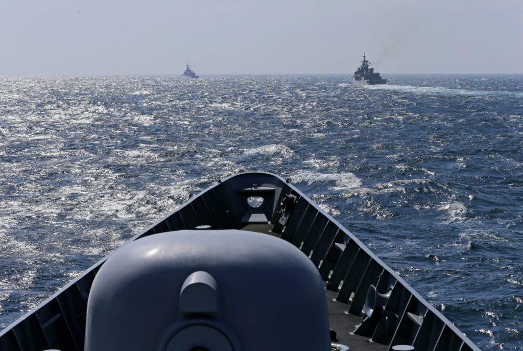 A Fekete-tengeren elsüllyedt hajó legénységét még mindig keresik