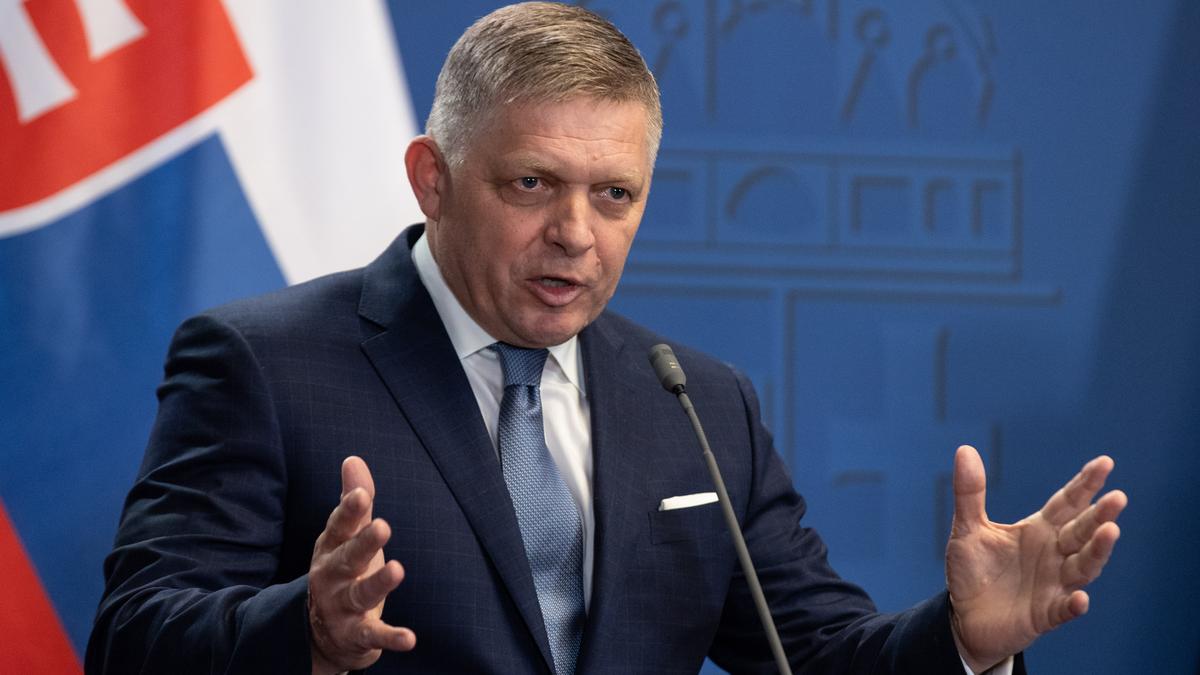 Robert Fico szlovák miniszterelnök állítja: "Mindig emlékszik a merényletekre