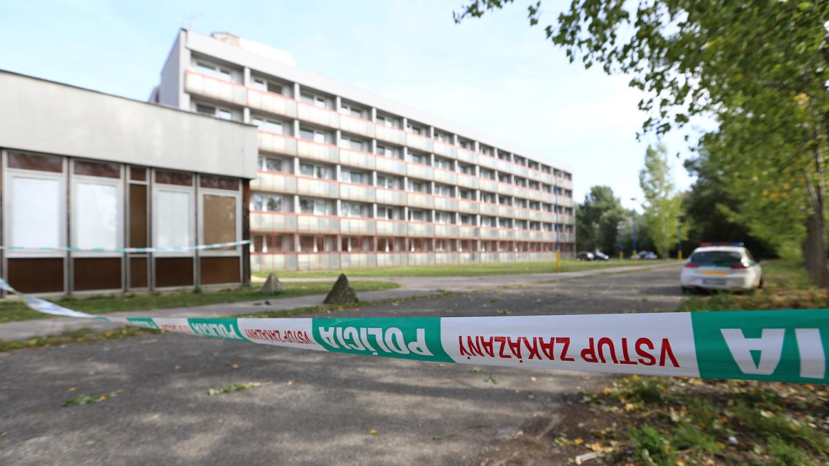 Részrehajlás nélküli bombafenyegetés miatt több iskola ürült ki Szlovákiában