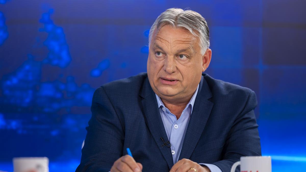 Kormányfő Orbán Viktor élőben a rádióban: A legfrissebb beszédét meghallgathatja velünk együtt!