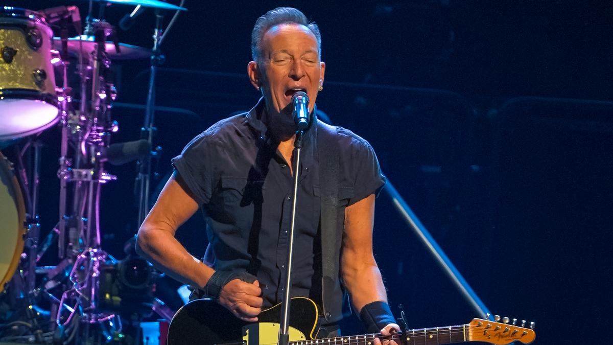 Bruce Springsteen egészségi állapota aggodalomra ad okot: újabb koncerteket kellett lemondania a világsztárnak