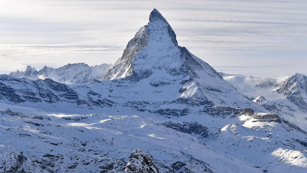 A tragikus lavina Svájcban: három túrázó elpusztult, csak egy sikerült túlélnie