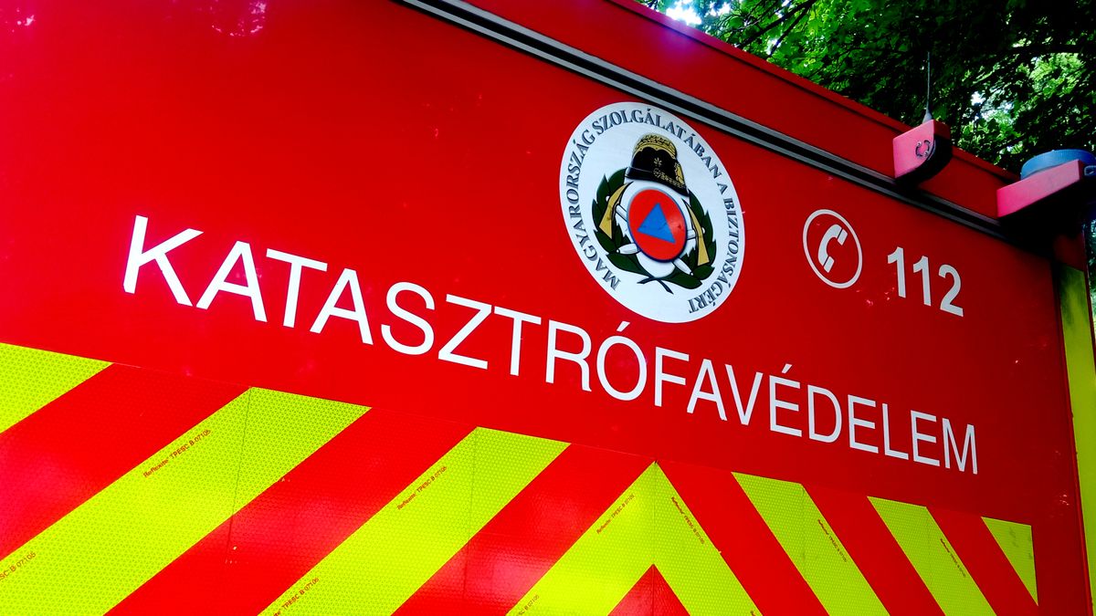 Az égő főváros hősei: tűzoltók hőstette a Duna utcában