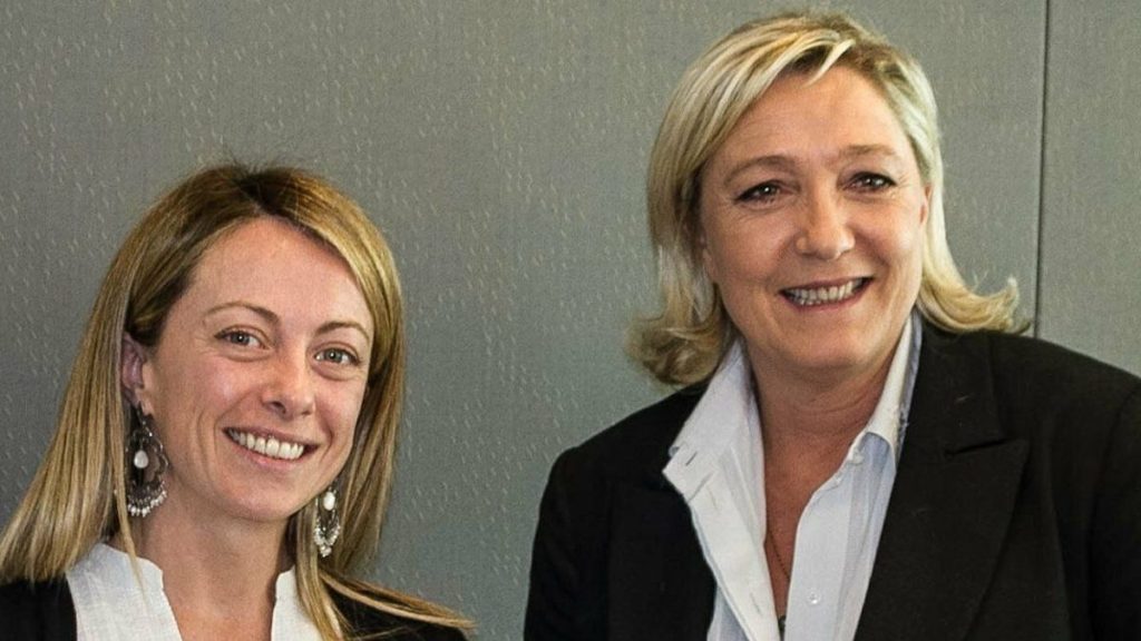 Le Pen a konzervatív európai erők egységének fontosságát hangsúlyozza
