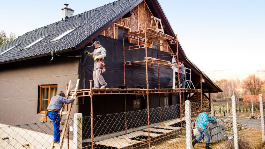 Lakásfelújítás olcsóbb lesz: az otthonfelújítási program új árfigyelő rendszert kap!