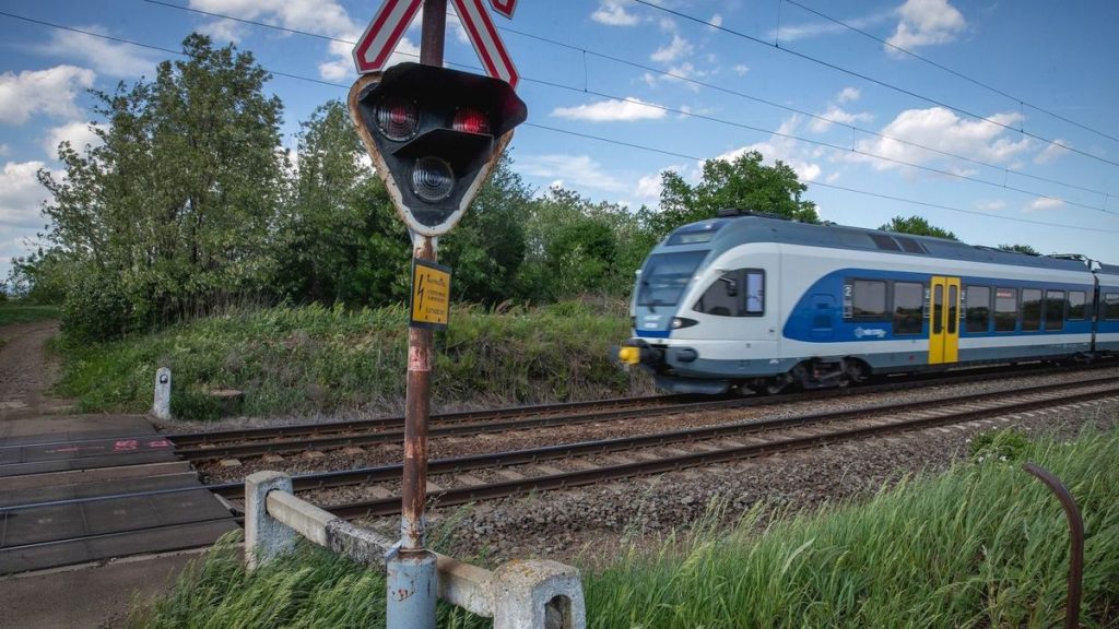 Sokkoló hír: baleset budapesti vonaton felszálló utasokkal