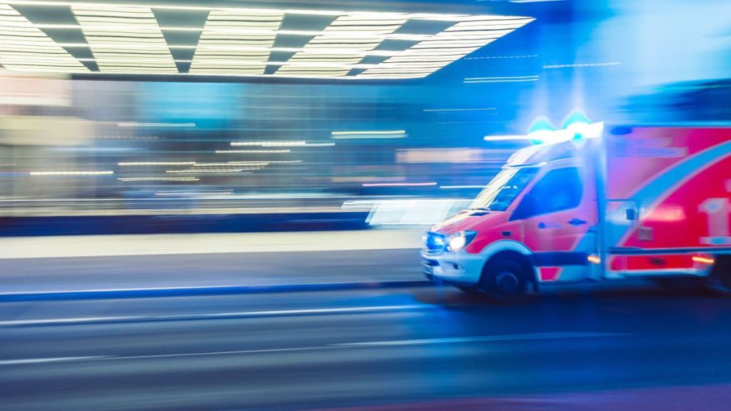 Súlyos baleset Budaörsi úton: mentők sürgősen a helyszínre siettek