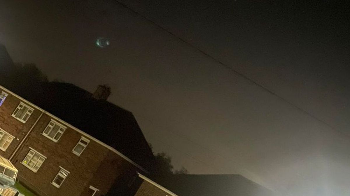 Elsöprő felfedezés: UFO-t rögzített a csillagász a sarki fény helyett – Fotó