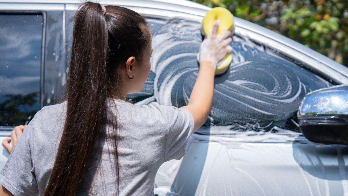 Ne ess át a leggyakoribb hibán - Tudd, hogyan moss autót otthon!