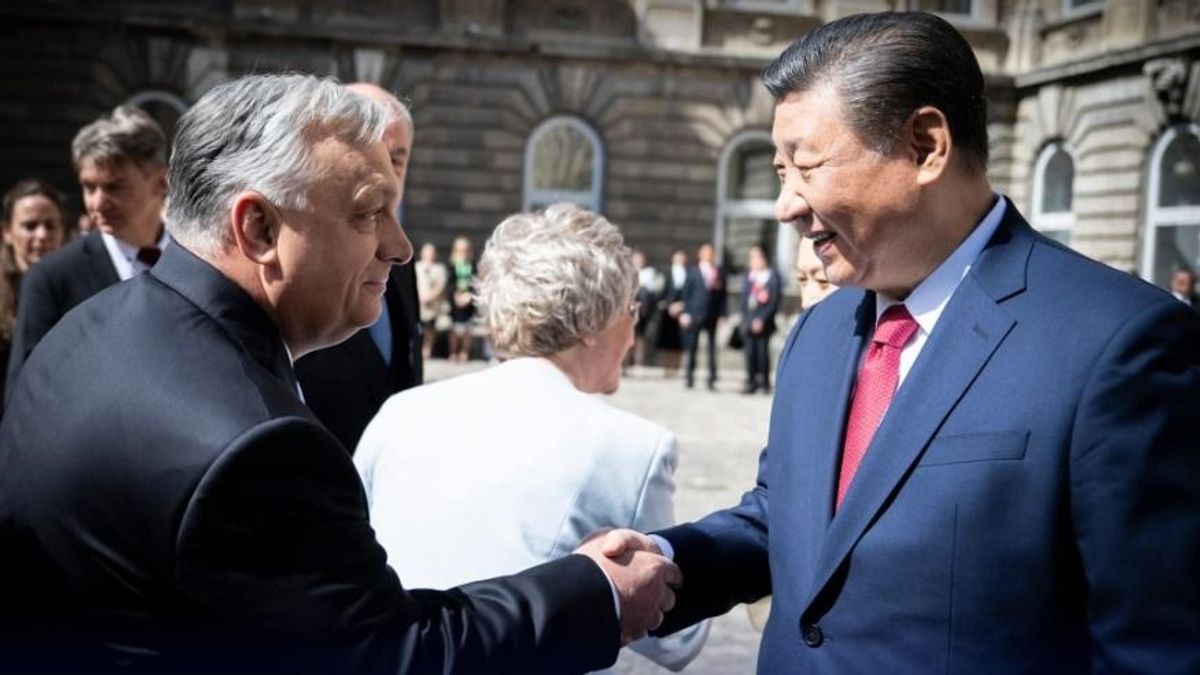 Töltött káposzta és diplomácia: Orbán Viktor díszvacsorája a kínai elnök tiszteletére