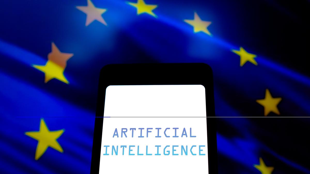 Az EU mesterségesintelligencia-törvénye: Tiltott tevékenységek és határidők, amelyek érintik mindenkit