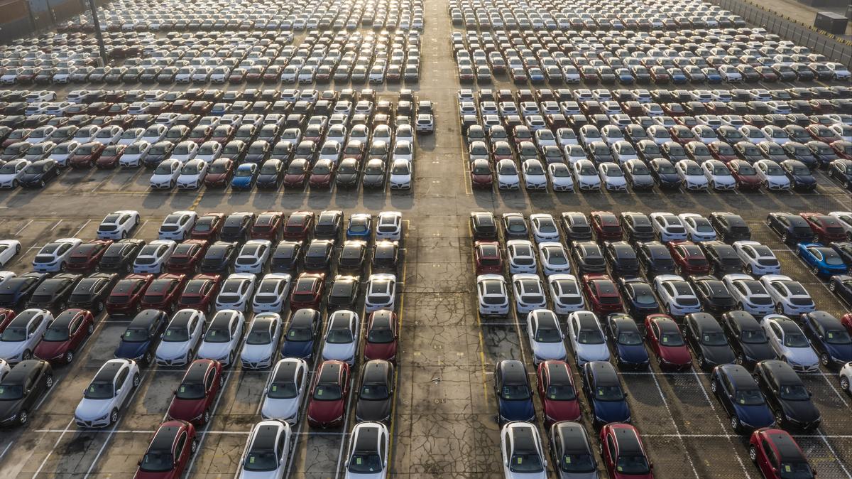 A hihetetlen üzlet: Az új autók ára 15 százalékkal csökkent egy év alatt!