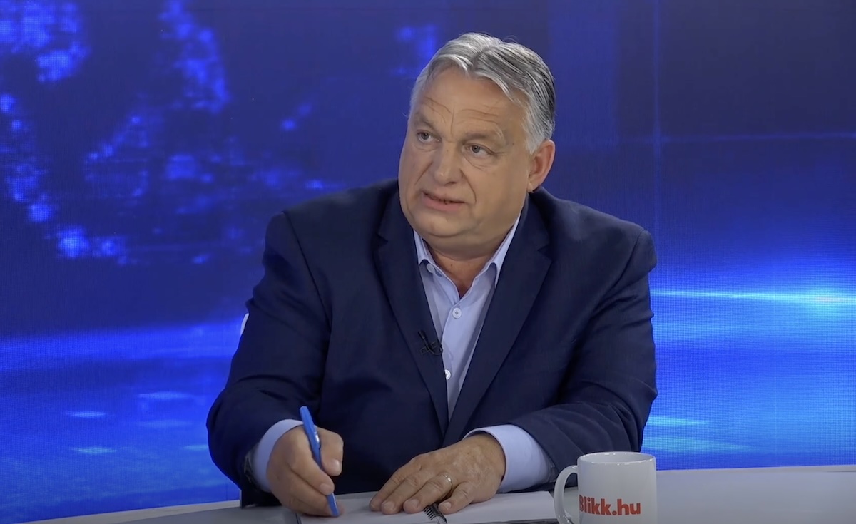 Orbán Viktor cáfolja a golyóálló mellény viselését: 'Sose hordtam, most sem hordok'