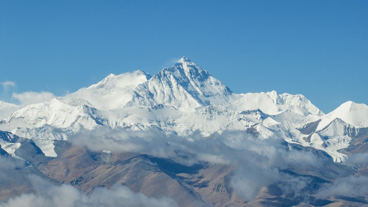 Túlzsúfolt Mount Everest: Az utóbbi évek legsűrűbben látogatott hegycsúcsa