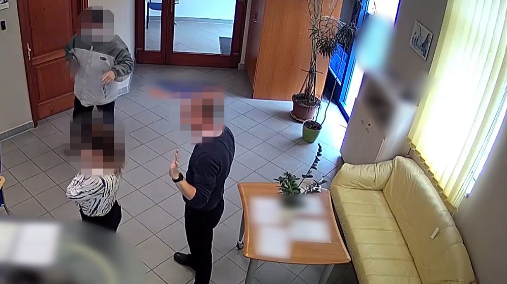 Az elszabadult volt rendőr három bankrablást hajtott végre Pécsen: az egyik cselekmény videóra rögzült