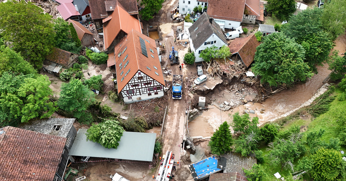 Németországban pusztító árvíz: drámai felvételek rögzítik a katasztrófát