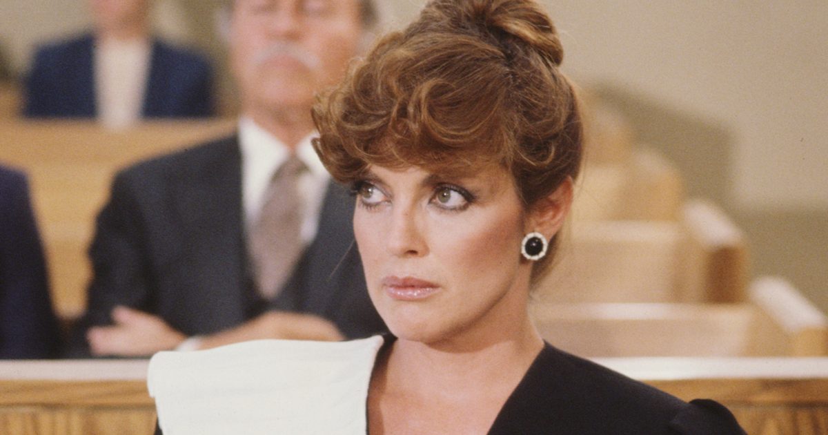 Korának dacára sugárzó szépség: Linda Gray titka 83 évesen