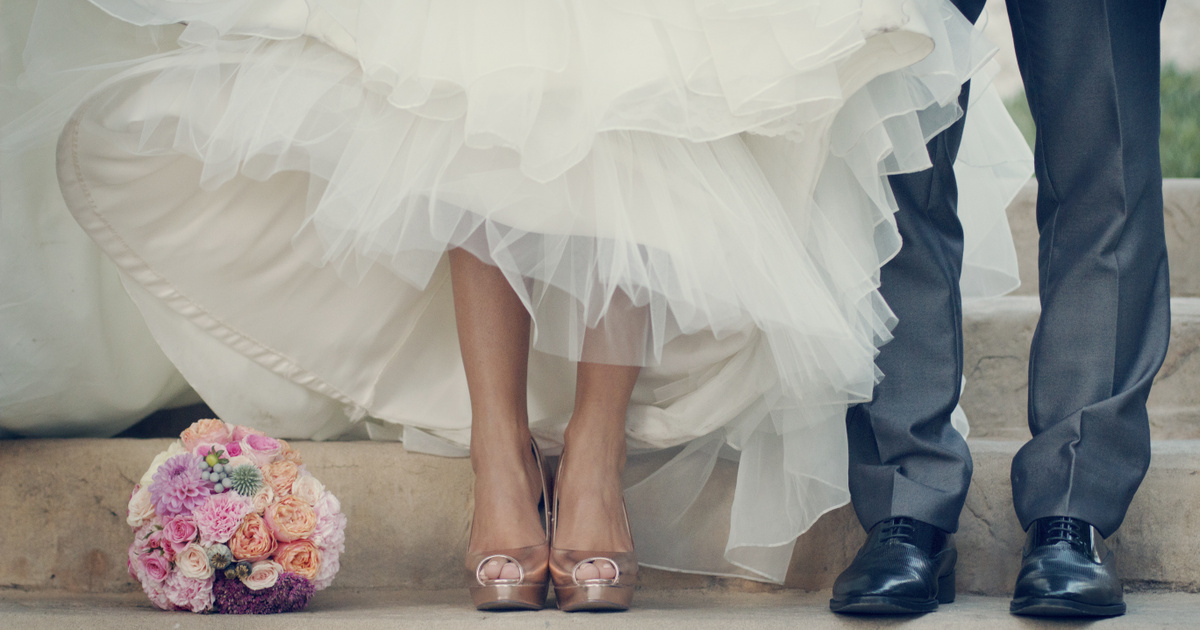 Egy brutális hagyomány: a menyasszonyok leköpése egy országban