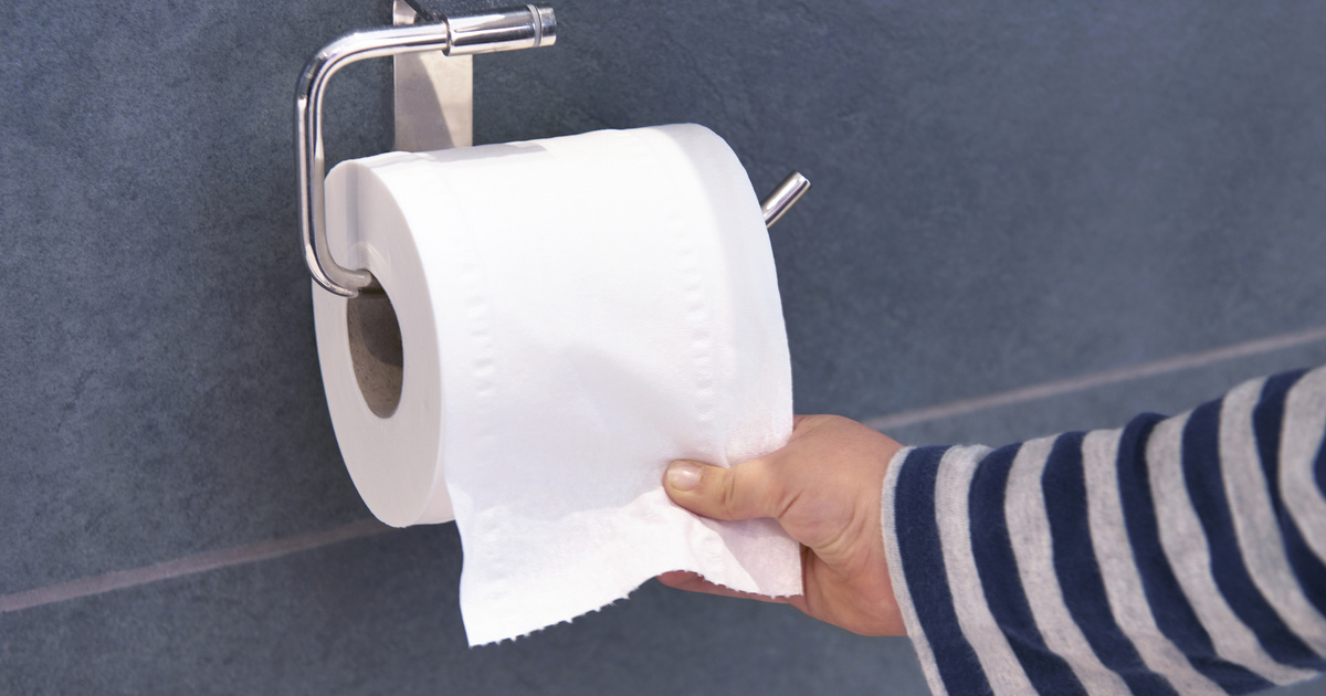 7 Vitatott Otthoni Szokás: A WC-papír felrakási irányának harca