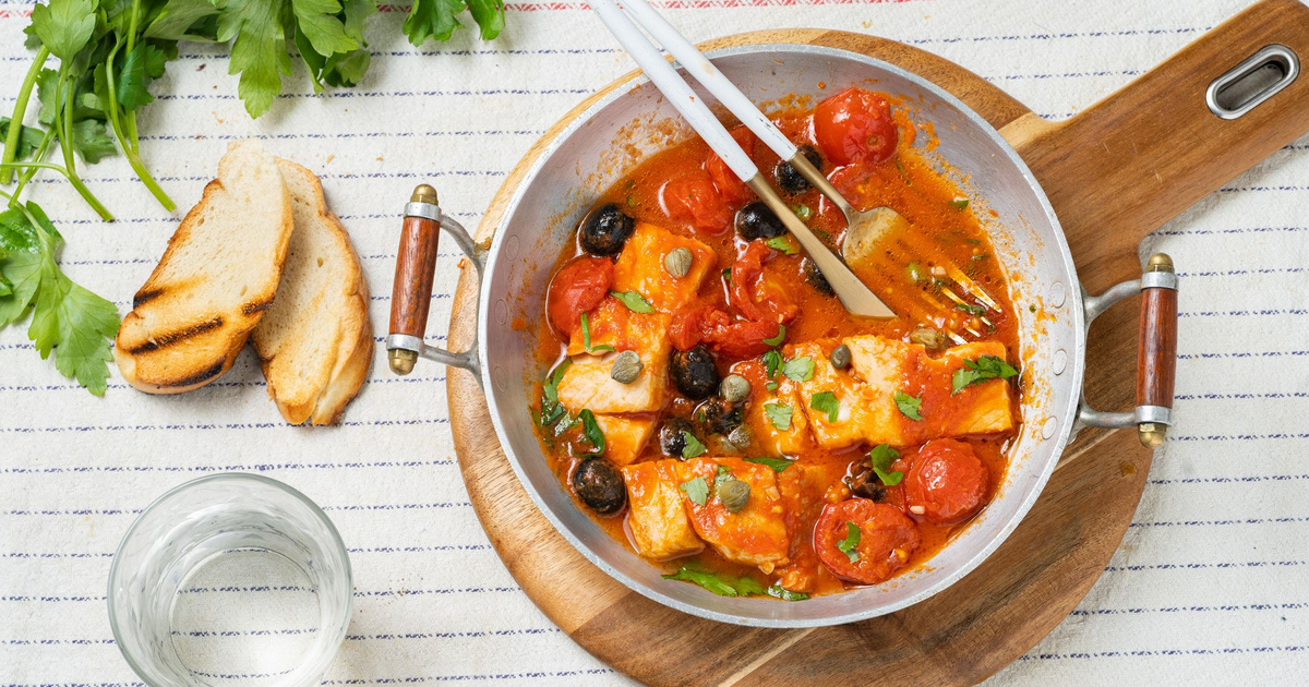 Izgalmas mediterrán étel... Mediterrán sült hal paradicsomszószban