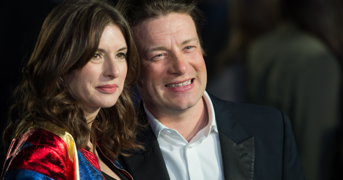 Jamie Oliver és Jools újra igent mondtak egymásra: Egy megható esküvő, ahol a menyasszony nem hagyományos ruhát viselt