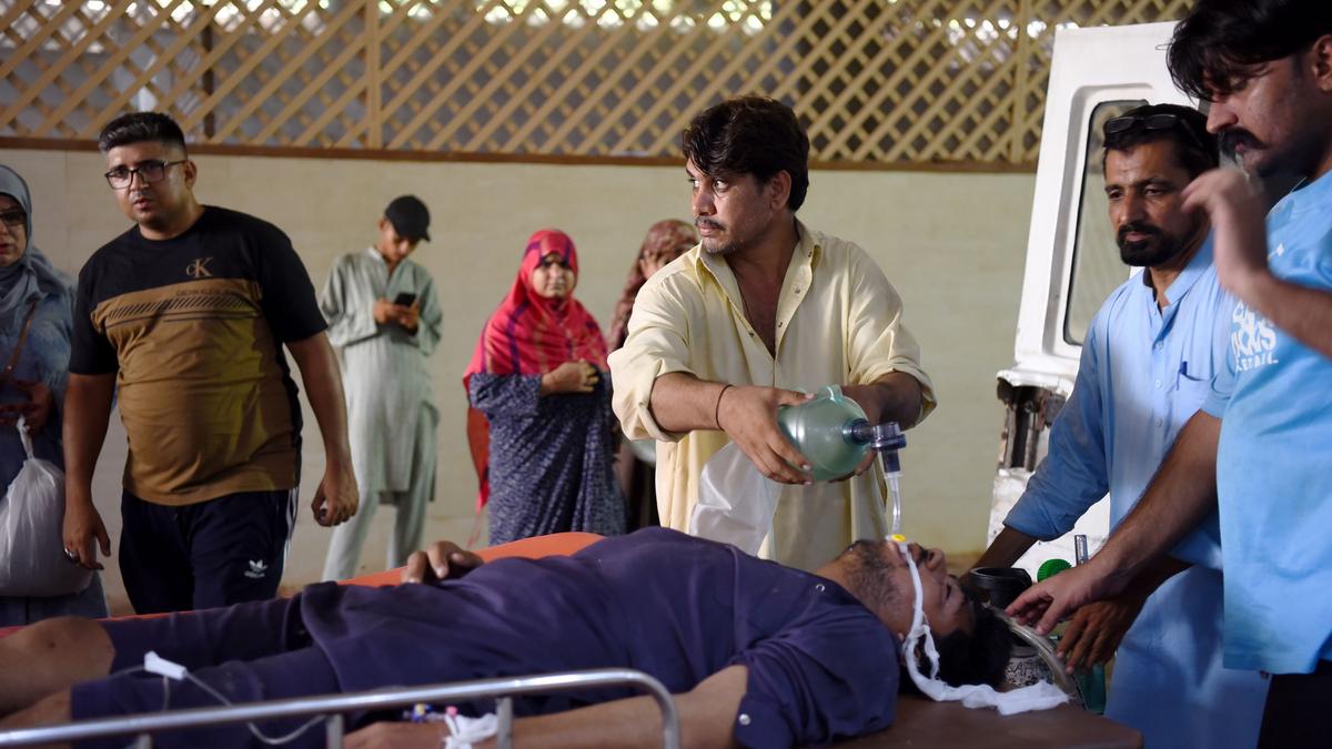 Pakisztáni pokoli hőség: több mint félezer áldozat az elviselhetetlen kánikulában