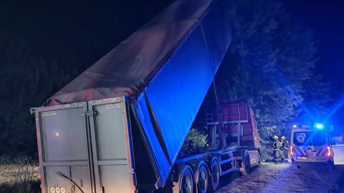 Végzetes katasztrófa: Kamionsofőr áramütést szenvedett Kókán – megrázó felvétel az okokról