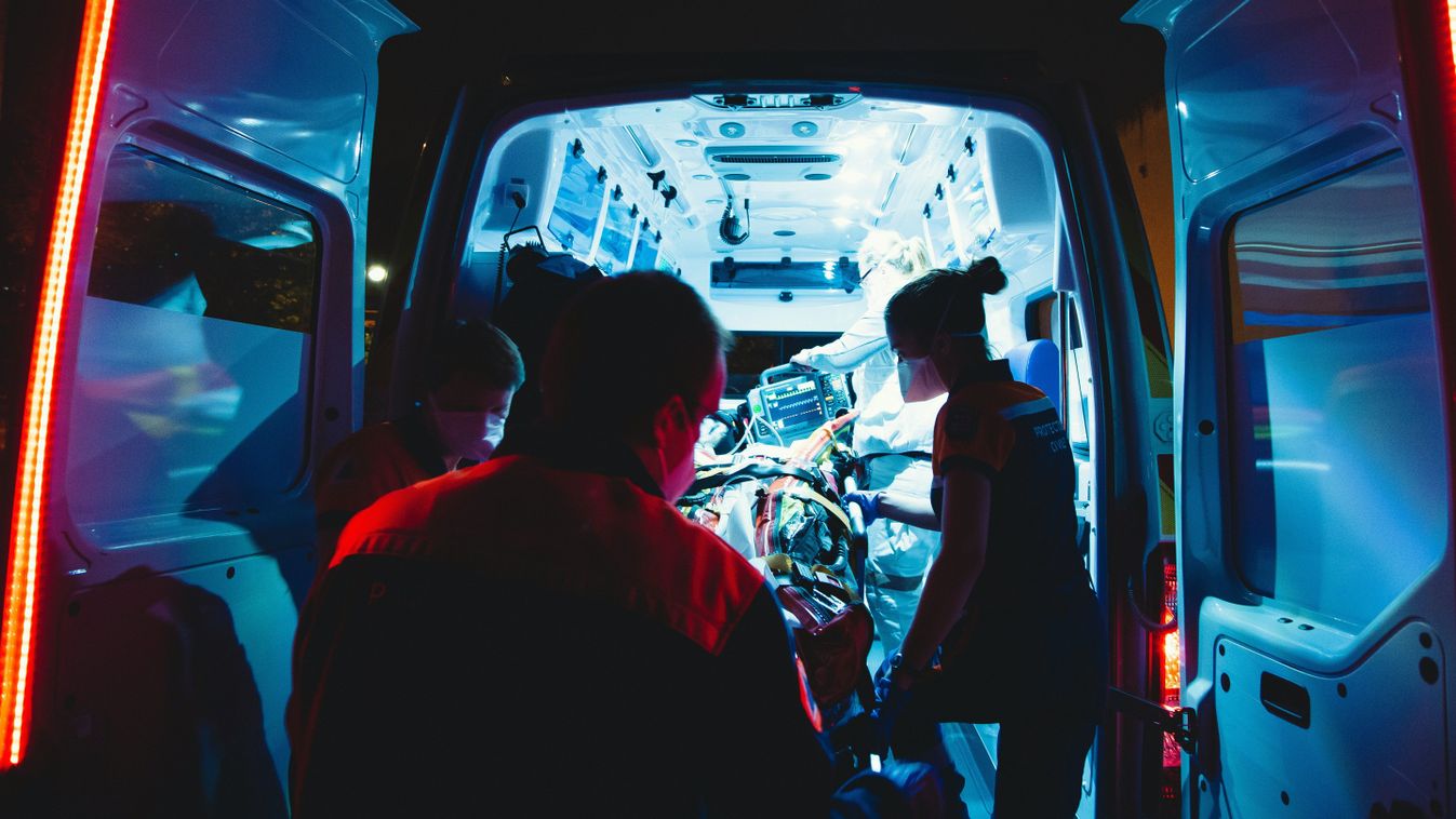 Szívszorító tragédia: a mentők tehetetlenek voltak a rolleres férfi sorsa előtt