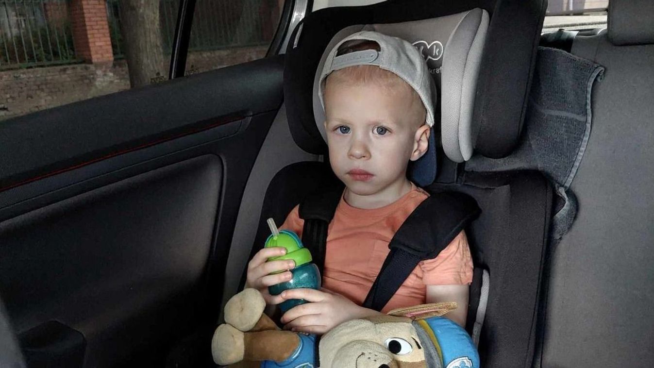 Az étvágytalanságtól az izomsorvadásig: Egy debreceni kisfiú folyamatosan küzd a betegséggel
