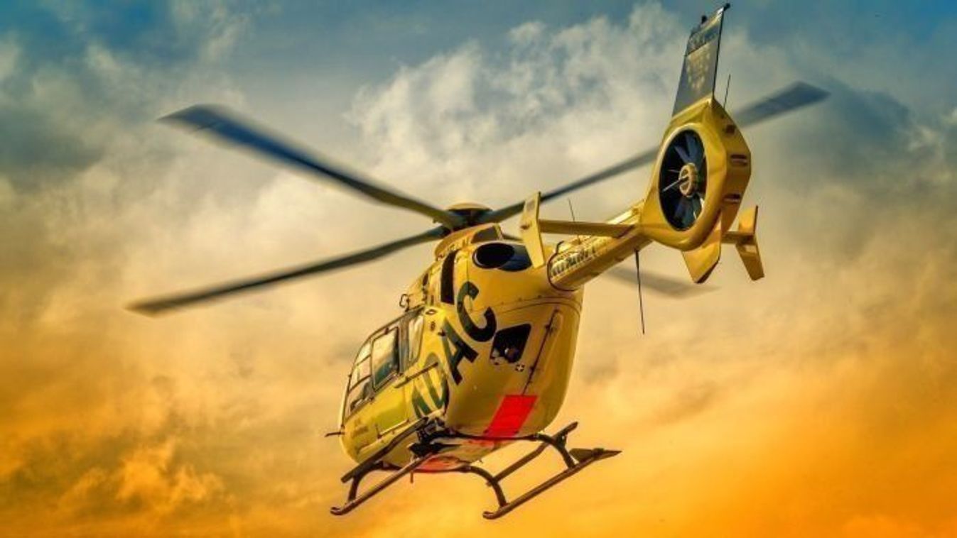 Drámai baleset: Teljes útzár és mentőhelikopter a M5-ösön