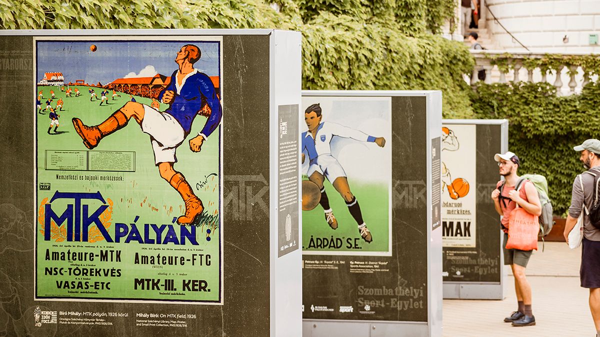 Az örökké tartó foci: Kiállítás nyílik a labdarúgó-Európa-bajnokság nyitónapján a Budavári Palotanegyedben