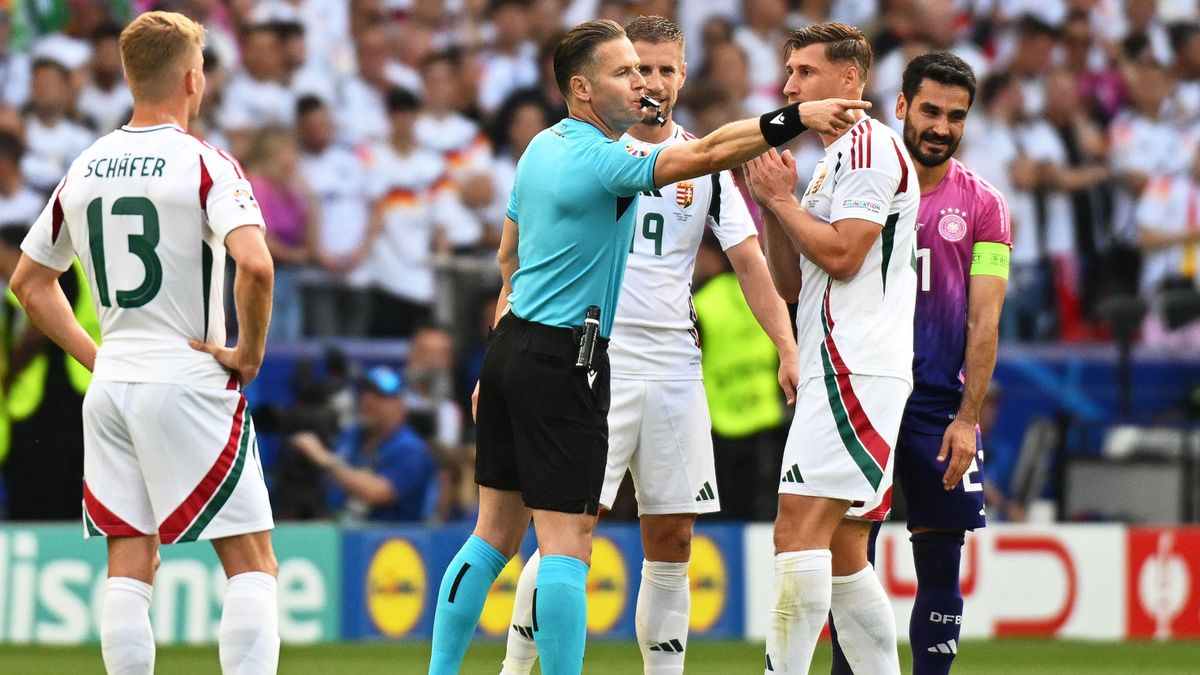 Az UEFA határozottan elzavarta a magyarok vitatott bíróját